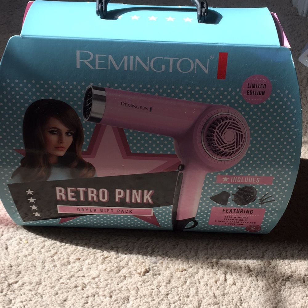 Remington Retro Pink Dryer Gift Pack